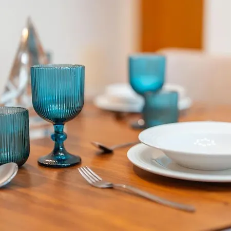 Lux Girassol - Two Bedroom *