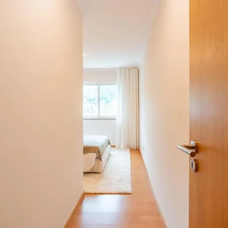 Апартаменты Lux Girassol - Two Bedroom