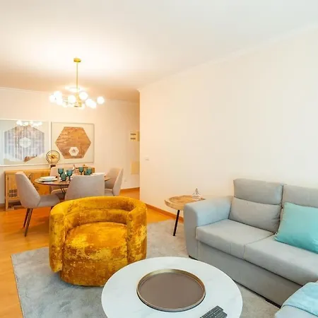 Lux Girassol - Two Bedroom *