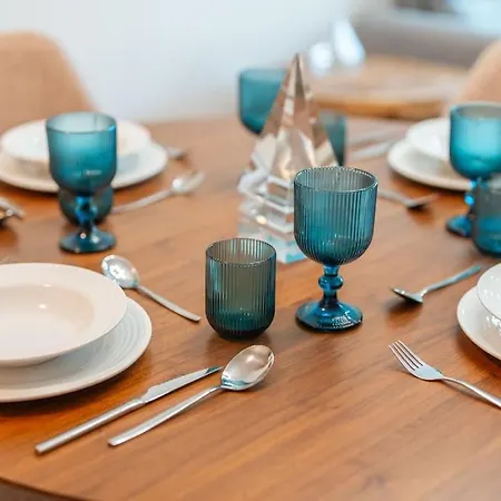 Lux Girassol - Two Bedroom *