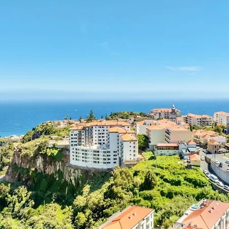 Apartament Lux Girassol - Two Bedroom Caniço