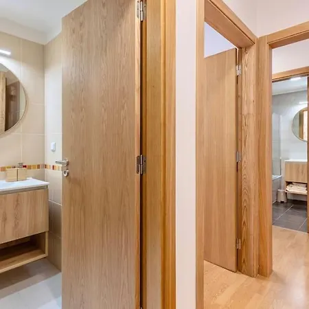 Apartament Lux Girassol - Two Bedroom Caniço
