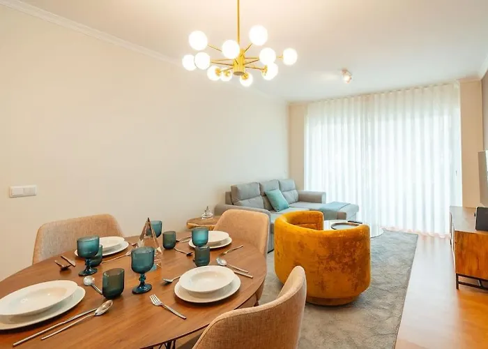 Lux Girassol - Two Bedroom * Caniço